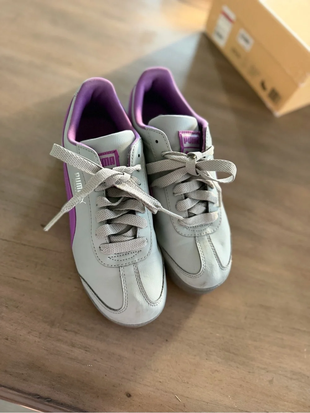 PUMA Roma Men’s 5.5 Gray Purple Leather Retro Sneakers Low Top Shoes